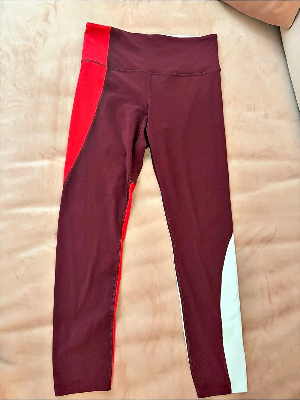 Athleta Elation Ultra High Rise Colorblock size small. Legging Elation Colorbloc